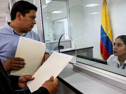 Contraloría advierte riesgos en el nuevo sistema de pasaportes en Colombia Agencia La Provincia