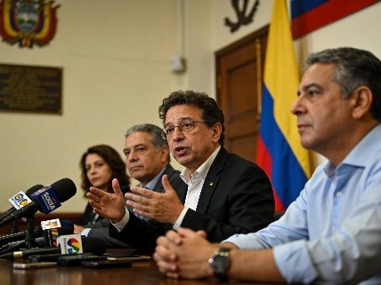 Colombia: Petro presentó un gabinete alternativo sin validez legal Agencia La Provincia