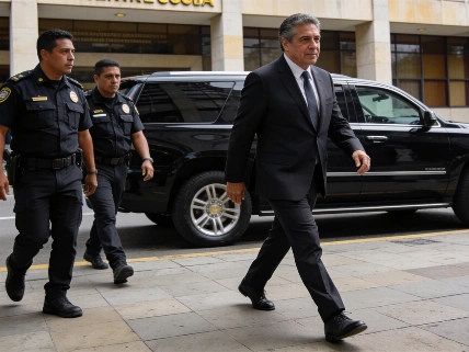 Advertencia a Gustavo Petro por presunto riesgo y pedido de salida del país Agencia La Provincia