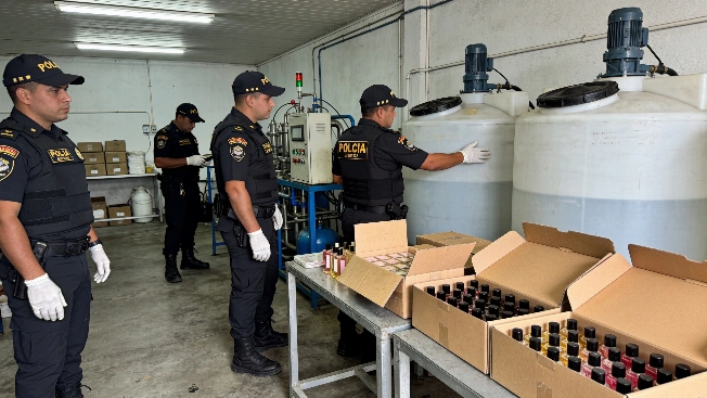 Policía de São Paulo desmantela fábrica ilegal de cosméticos WePink Agencia La Provincia