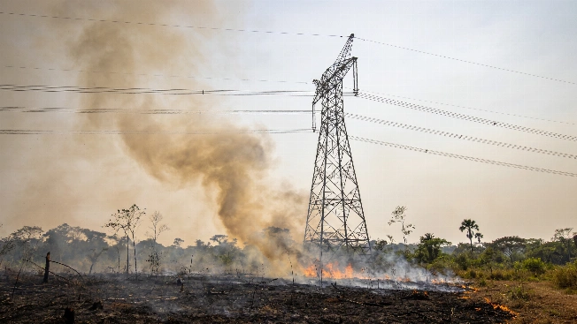Septiembre concentra el mayor riesgo de cortes eléctricos por incendios en el norte de Brasil Agencia La Provincia